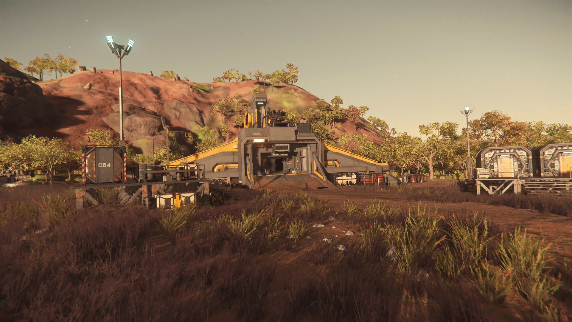 A spacecraft approaching the HDSF-Damaris storage facility
